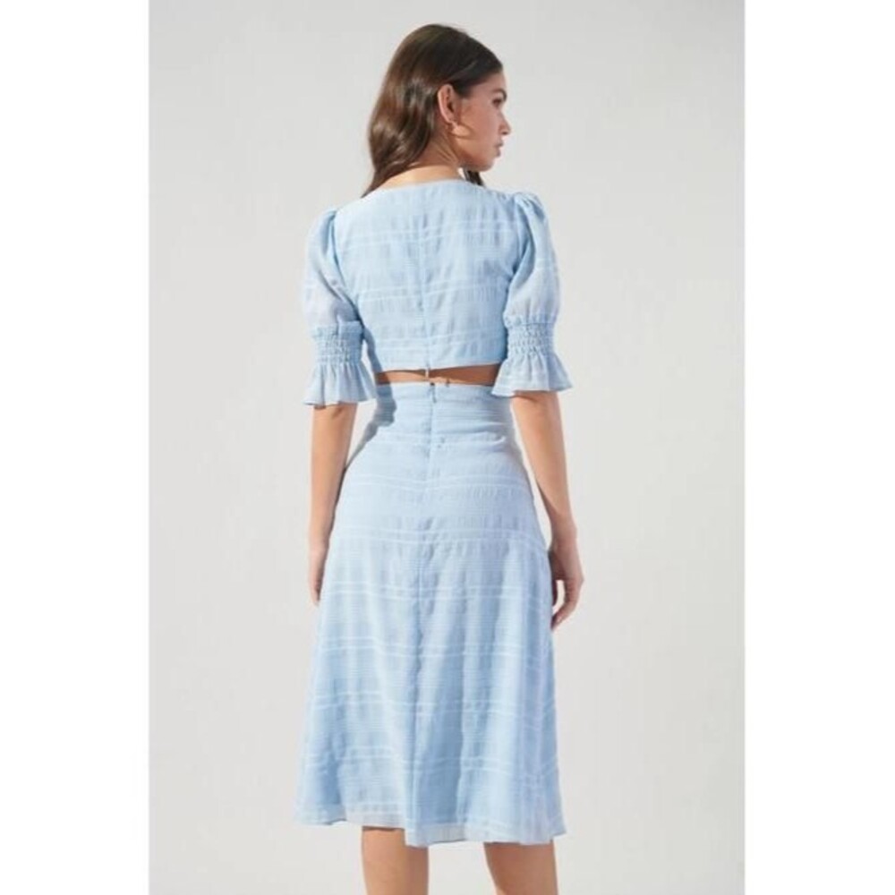 Sugarlips Del Mar O-Ring Cut Out Midi Dress - NWT - Picture 3 of 3